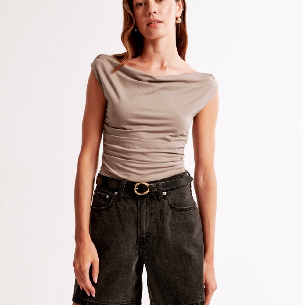 A&F Off-The-Shoulder Ruched Top - Picture 2 of 10